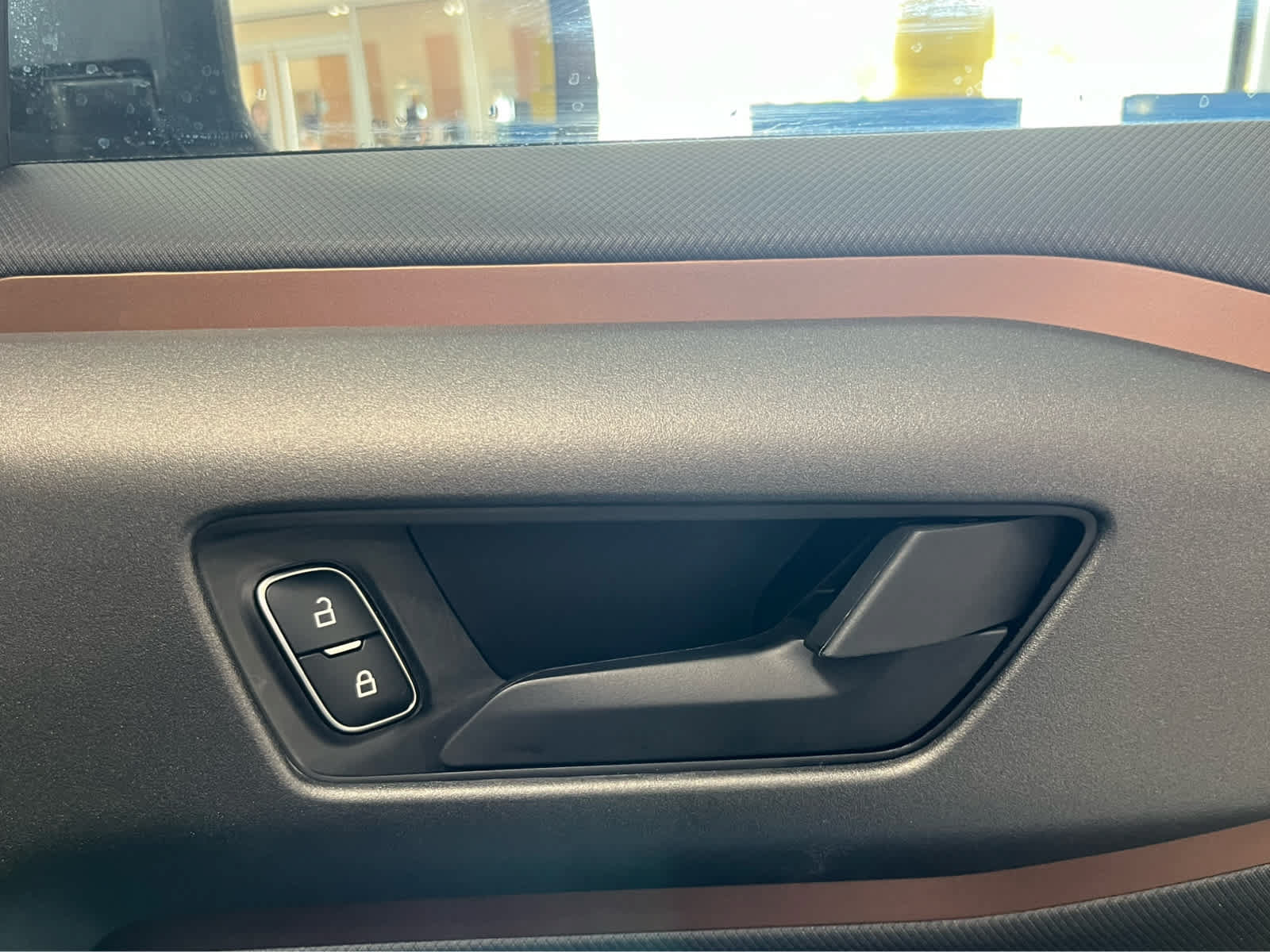 Certified 2025 Ford Bronco Sport Outer Banks w/ Outer Banks Tech Package+ AWD/4WD image 45
