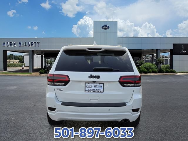 Used 2020 Jeep Grand Cherokee Altitude RWD image 4