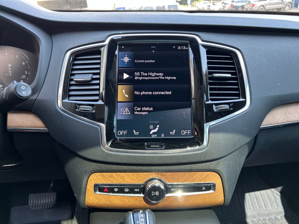 Used 2022 Volvo XC90 T6 Momentum AWD/4WD image 19