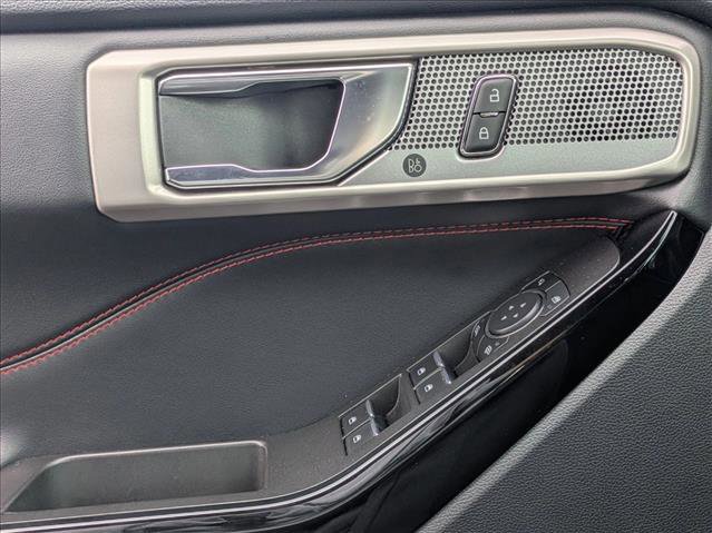 Certified 2023 Ford Explorer ST-Line w/ Class IV Trailer Tow Package image 16