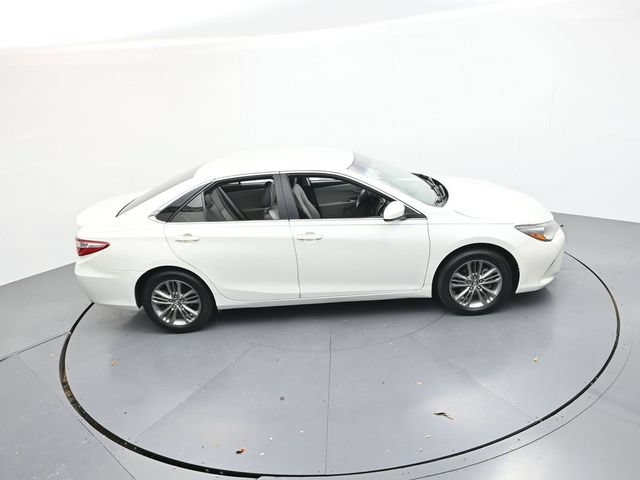 Used 2017 Toyota Camry SE FWD image 41