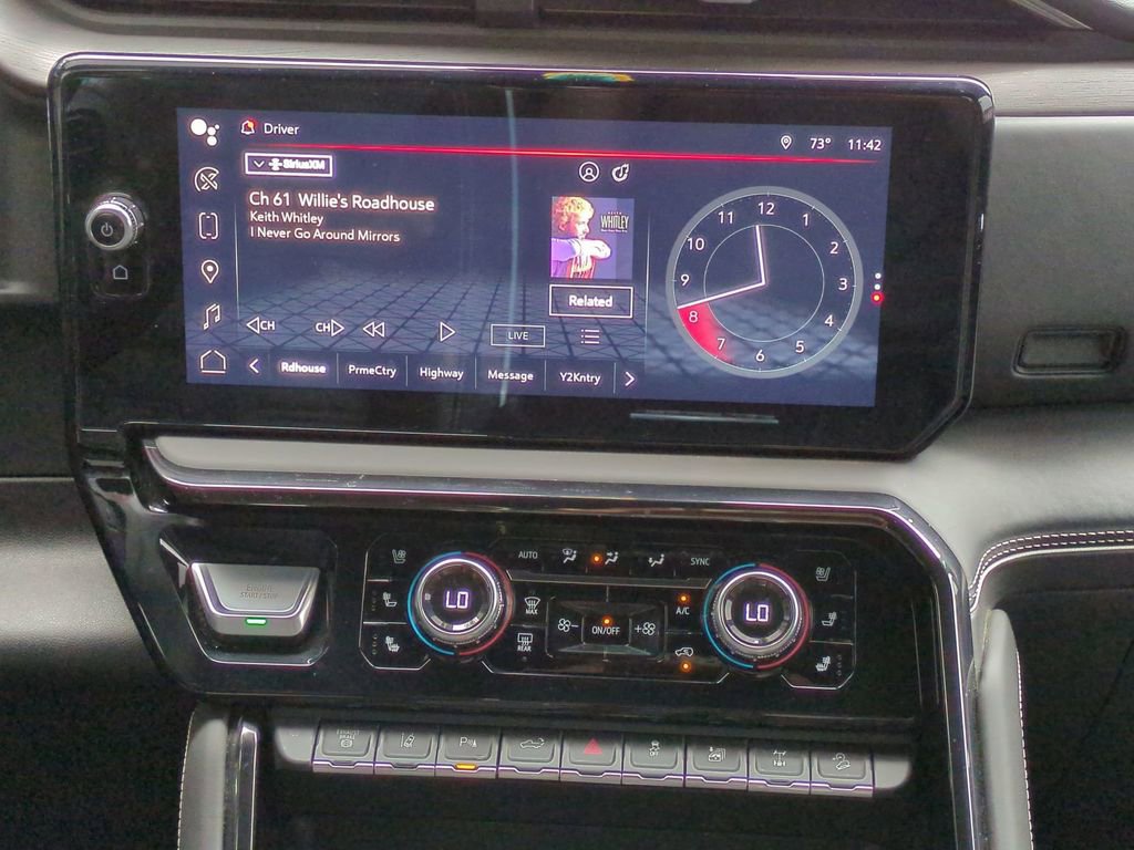 Used 2024 GMC Sierra 2500 AT4X image 18