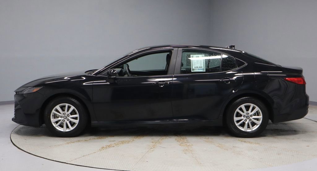 Used 2025 Toyota Camry LE FWD image 2