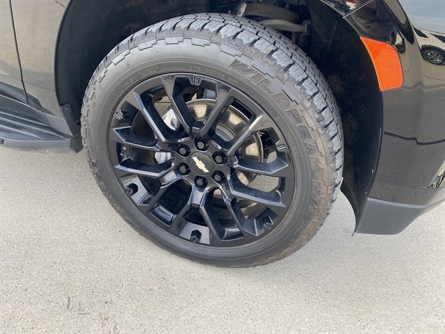 Used 2023 Chevrolet Tahoe RST image 9