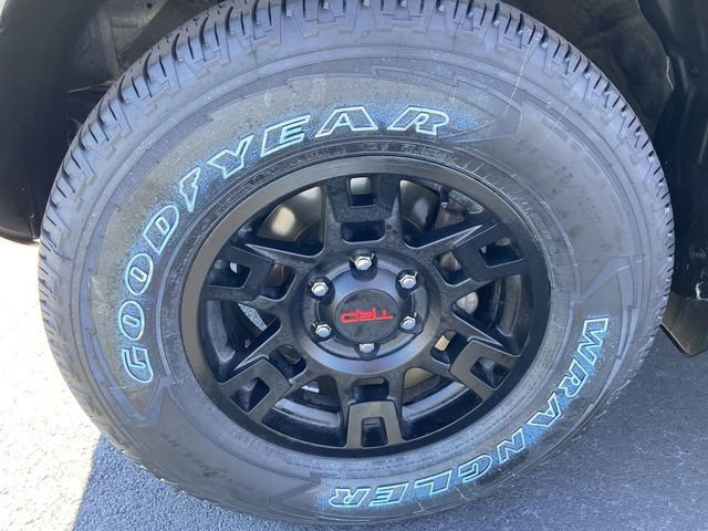 Used 2022 Toyota 4Runner SR5 image 11