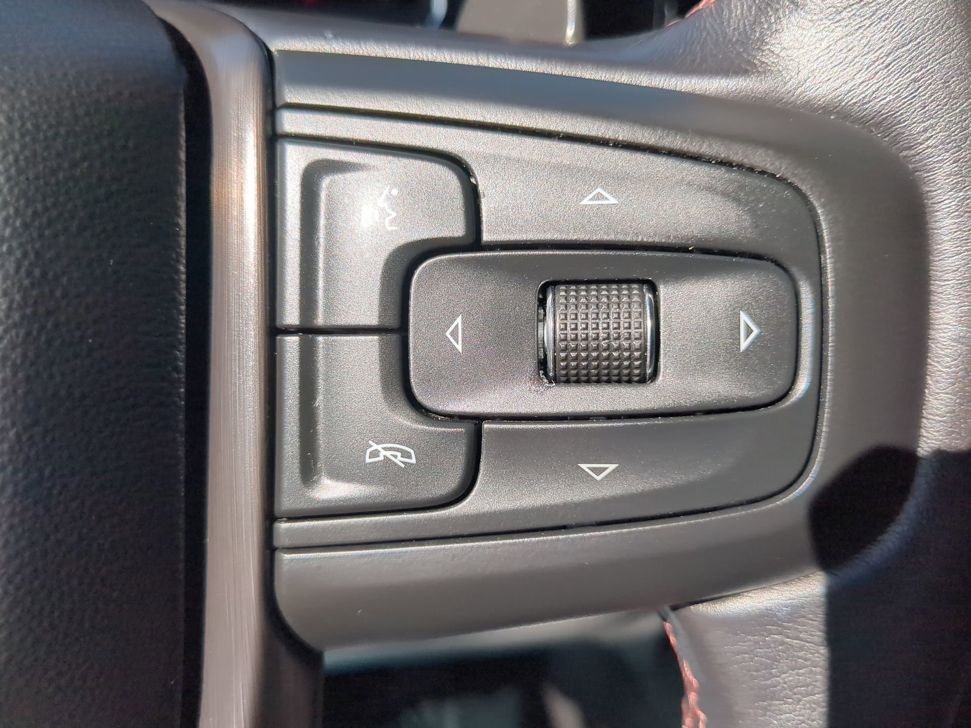 Used 2022 GMC Sierra 1500 AT4X image 59