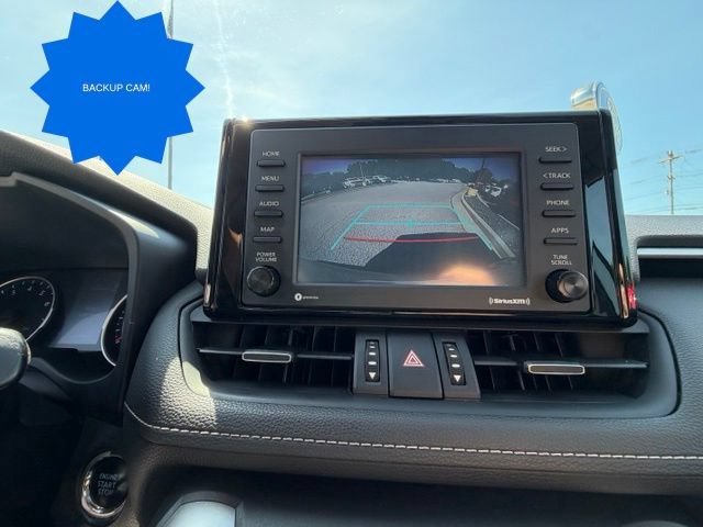Used 2020 Toyota RAV4 XLE Premium FWD image 19