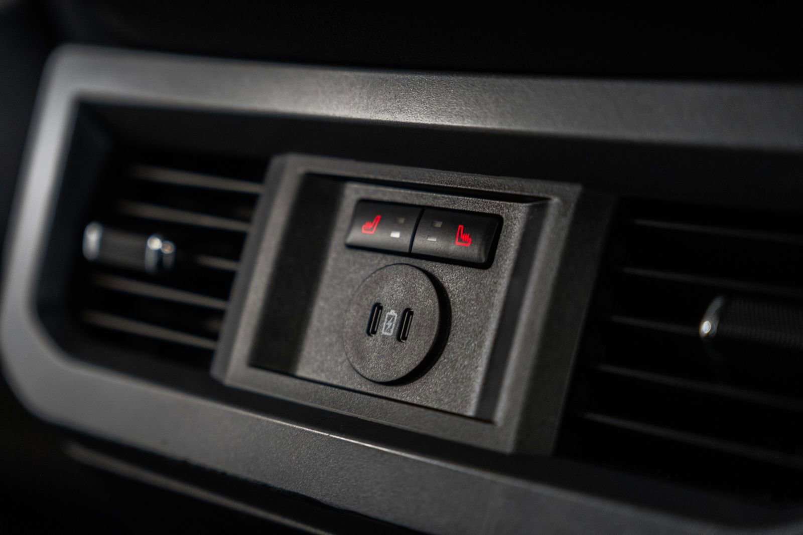 Certified 2024 Ford F250 Lariat w/ Lariat Ultimate Package image 45