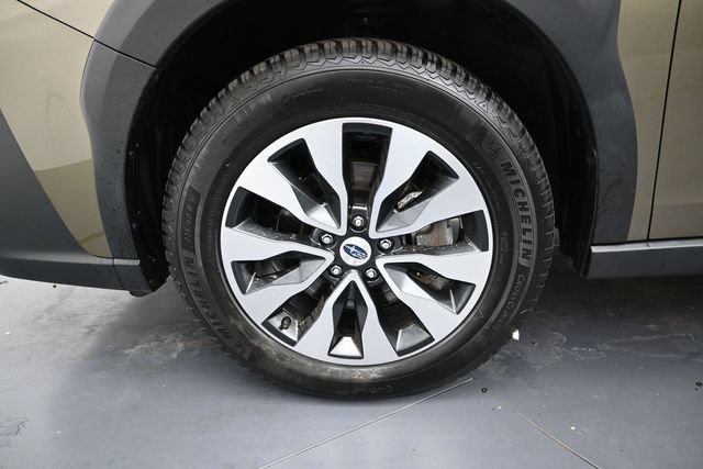 Used 2024 Subaru Outback Touring XT AWD/4WD image 9