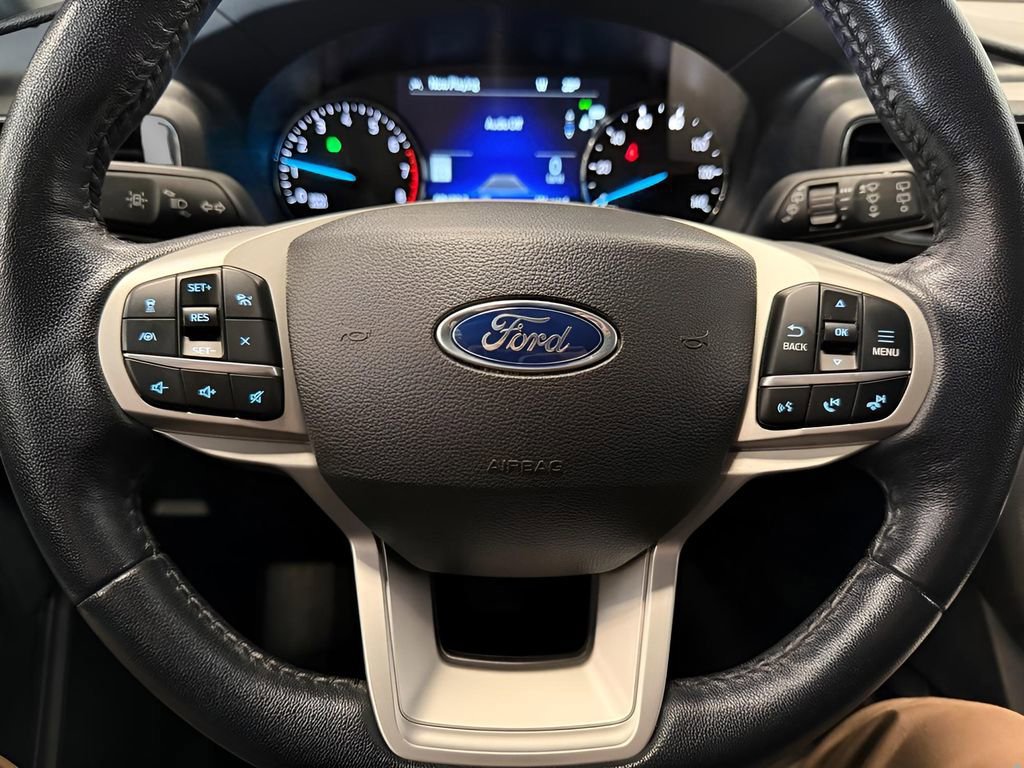 Certified 2022 Ford Explorer XLT image 23