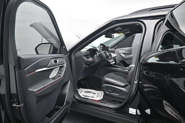 Certified 2025 Ford Explorer ST AWD/4WD image 17