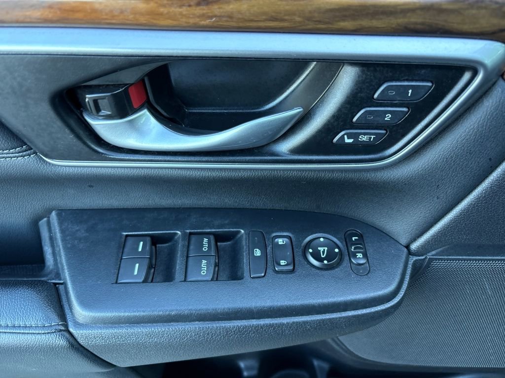 Used 2021 Honda CR-V EX-L image 16