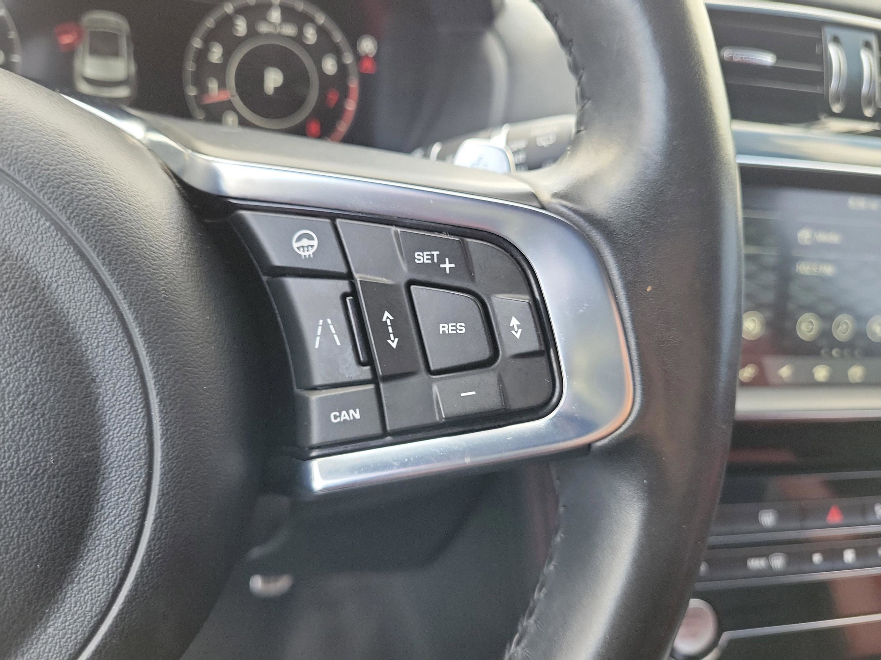 Used 2020 Jaguar F-PACE S AWD/4WD image 24