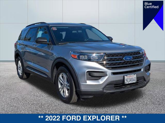 Certified 2022 Ford Explorer XLT image 1