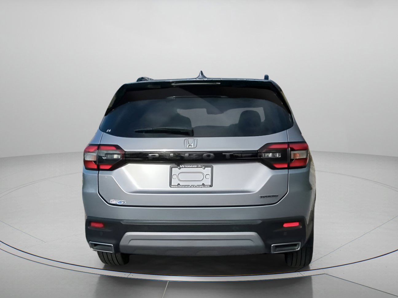 Used 2024 Honda Pilot Touring image 17