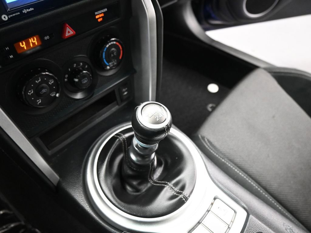 Used 2017 Toyota 86 image 14