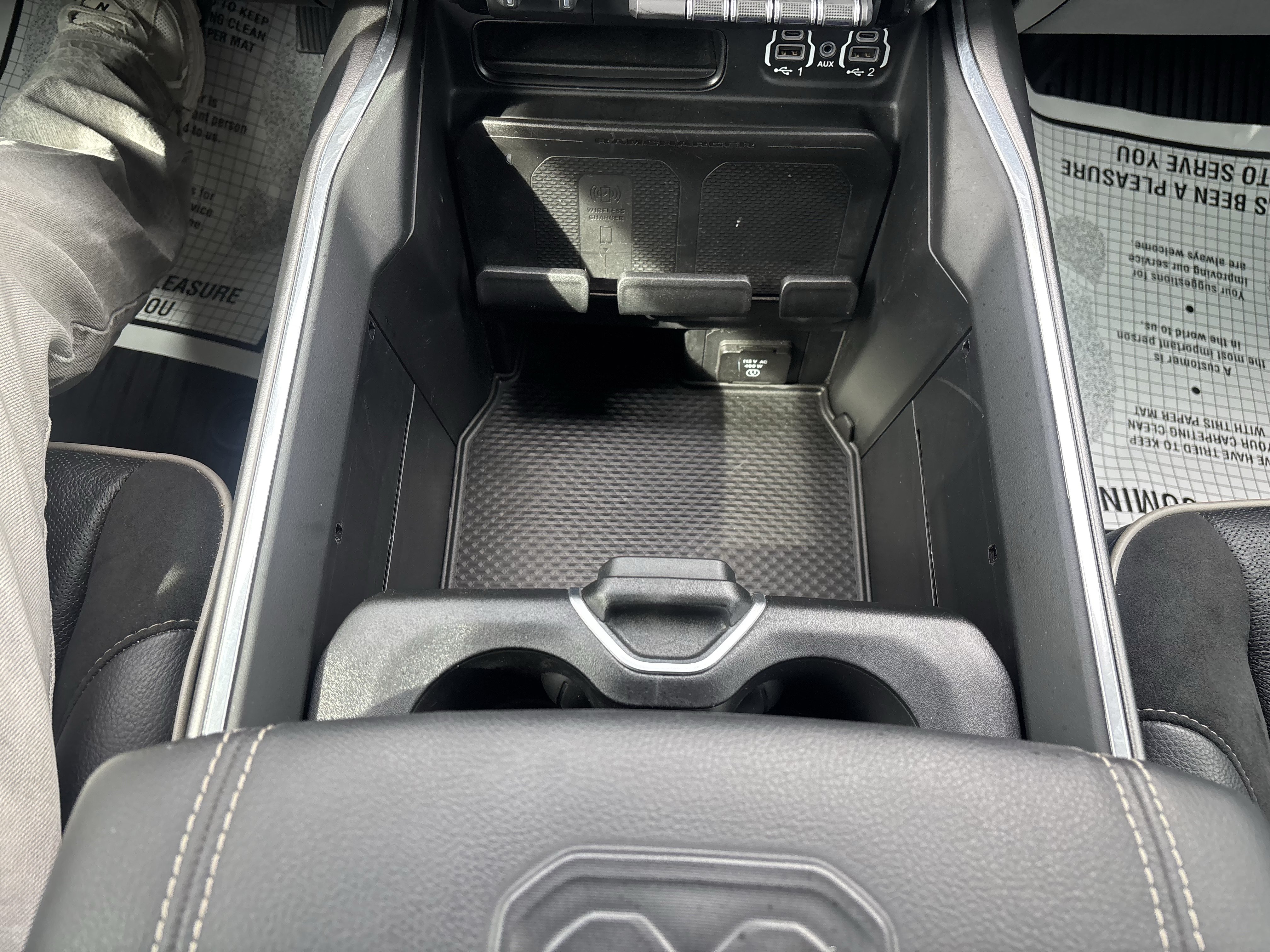 Used 2023 RAM 1500 Laramie AWD/4WD image 33