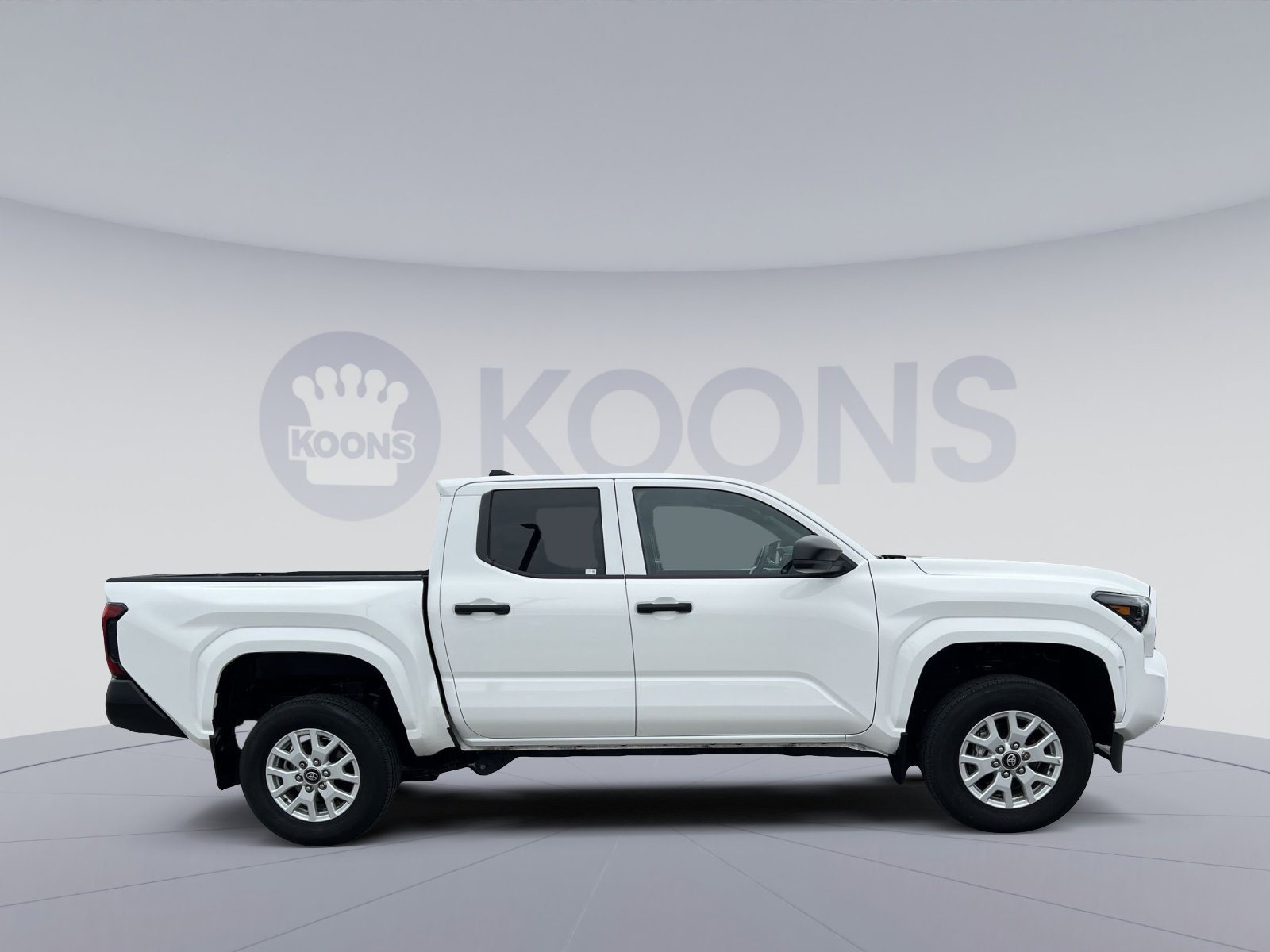 Used 2024 Toyota Tacoma SR RWD image 17