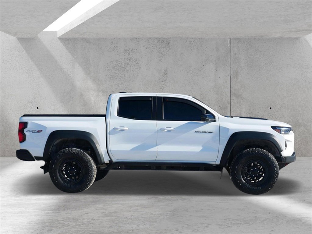 Used 2024 Chevrolet Colorado ZR2 w/ ZR2 Bison Edition image 2
