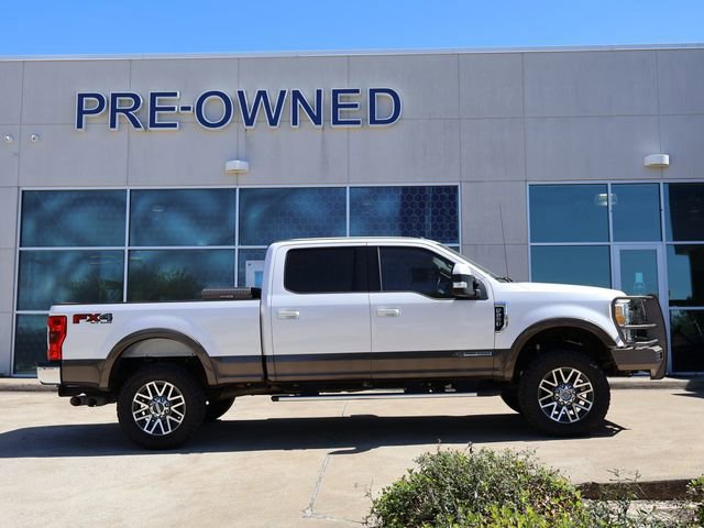 Certified 2017 Ford F250 Lariat w/ Lariat Value Package image 6