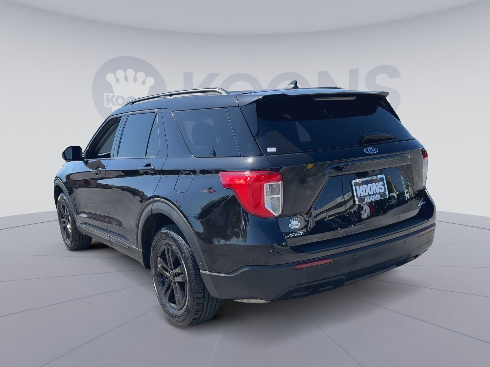 Certified 2023 Ford Explorer XLT AWD/4WD image 10