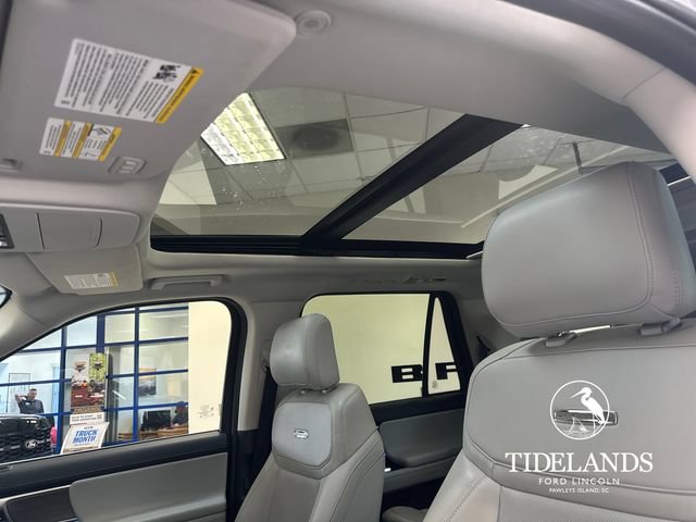 Certified 2025 Ford Expedition Platinum AWD/4WD image 27