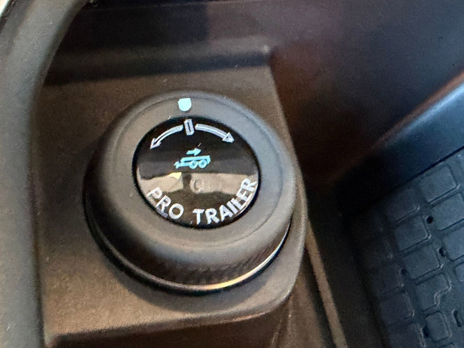 Certified 2025 Ford Expedition Max Active image 30