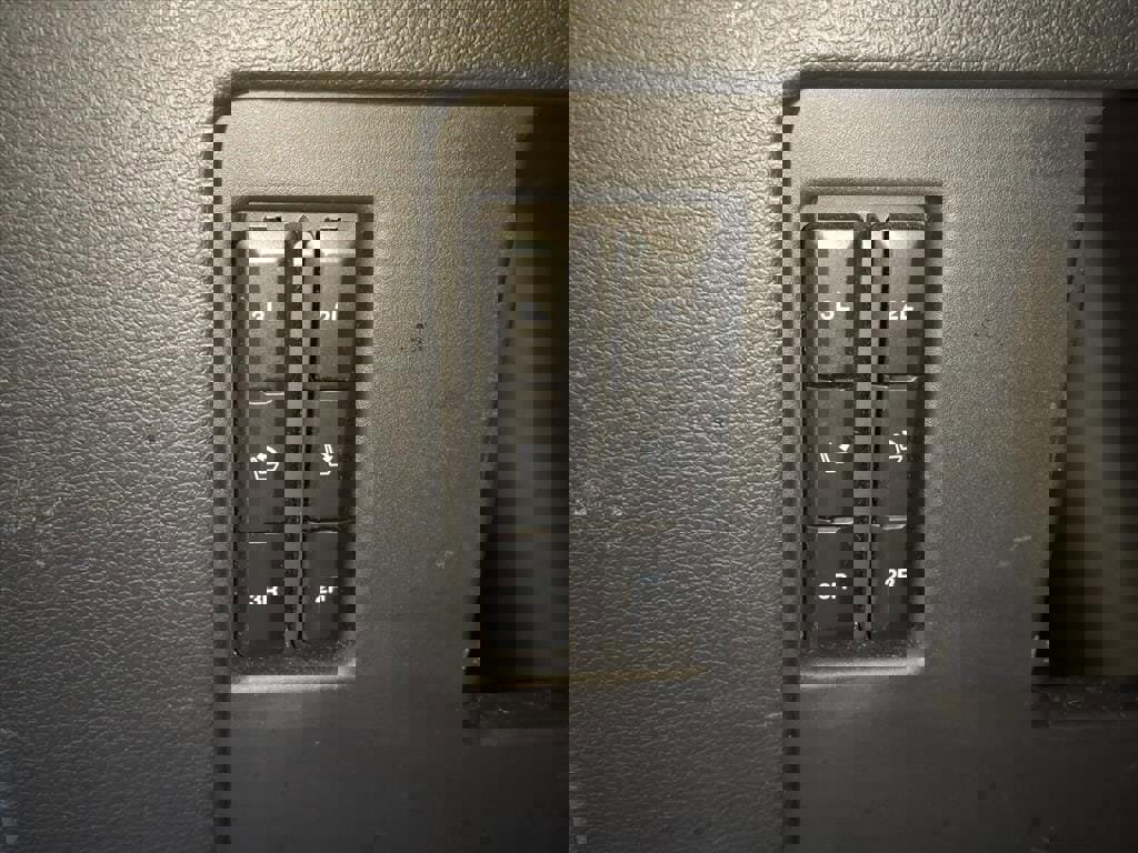 Certified 2023 Ford Expedition Platinum image 27