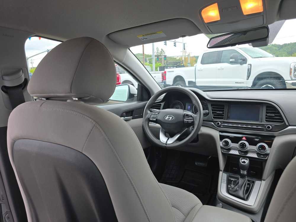 Used 2019 Hyundai Elantra SEL FWD image 10