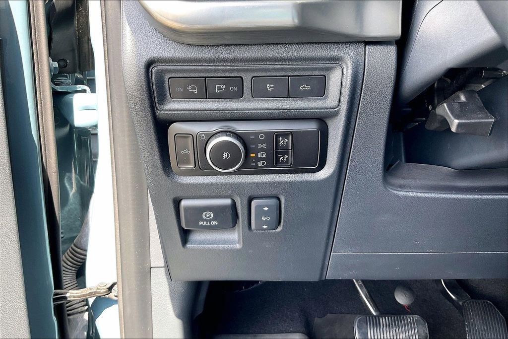 Certified 2023 Ford F150 Lariat w/ Max Trailer Tow Package AWD/4WD image 33