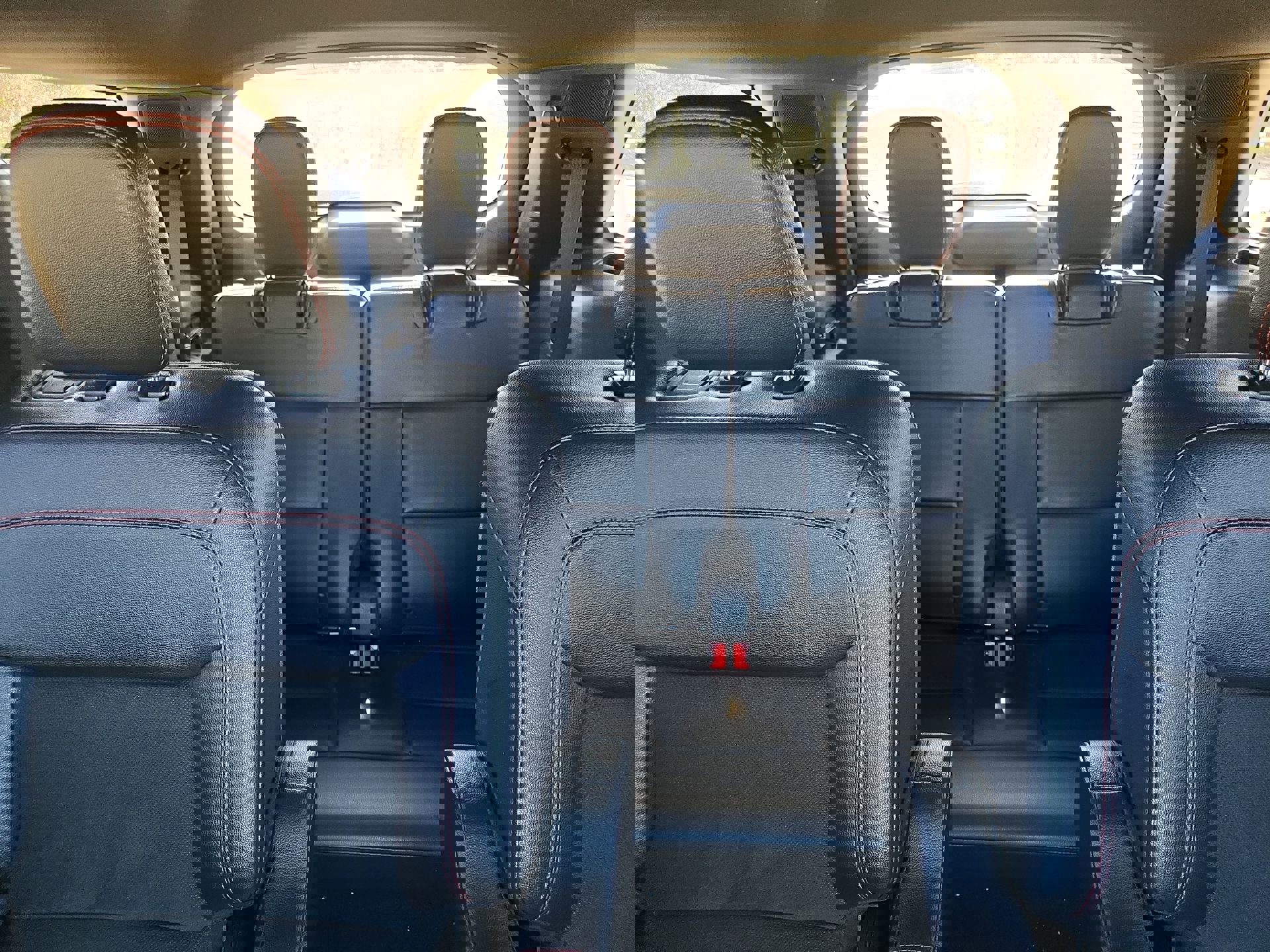 Certified 2023 Ford Explorer ST-Line w/ Class IV Trailer Tow Package image 23