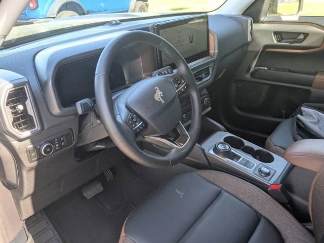 Certified 2025 Ford Bronco Sport Outer Banks w/ Outer Banks Tech Package+ AWD/4WD image 15
