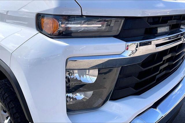 Used 2024 Chevrolet Silverado 2500 LT w/ Convenience Package image 28