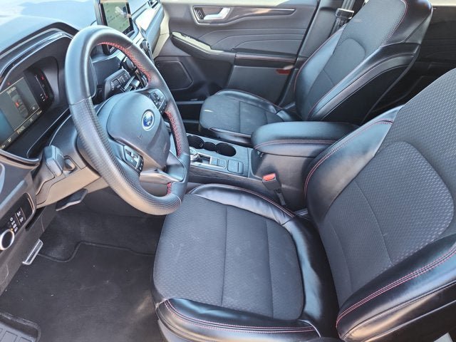 Certified 2024 Ford Escape ST-Line AWD/4WD image 9