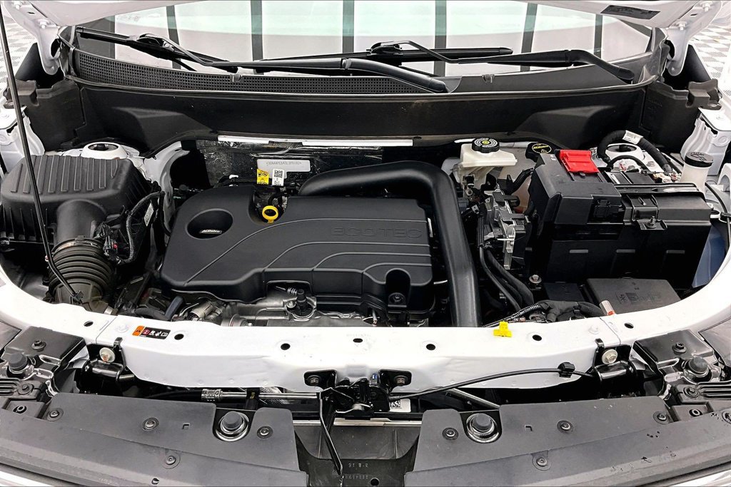 Used 2026 Chevrolet Equinox LT AWD/4WD image 10