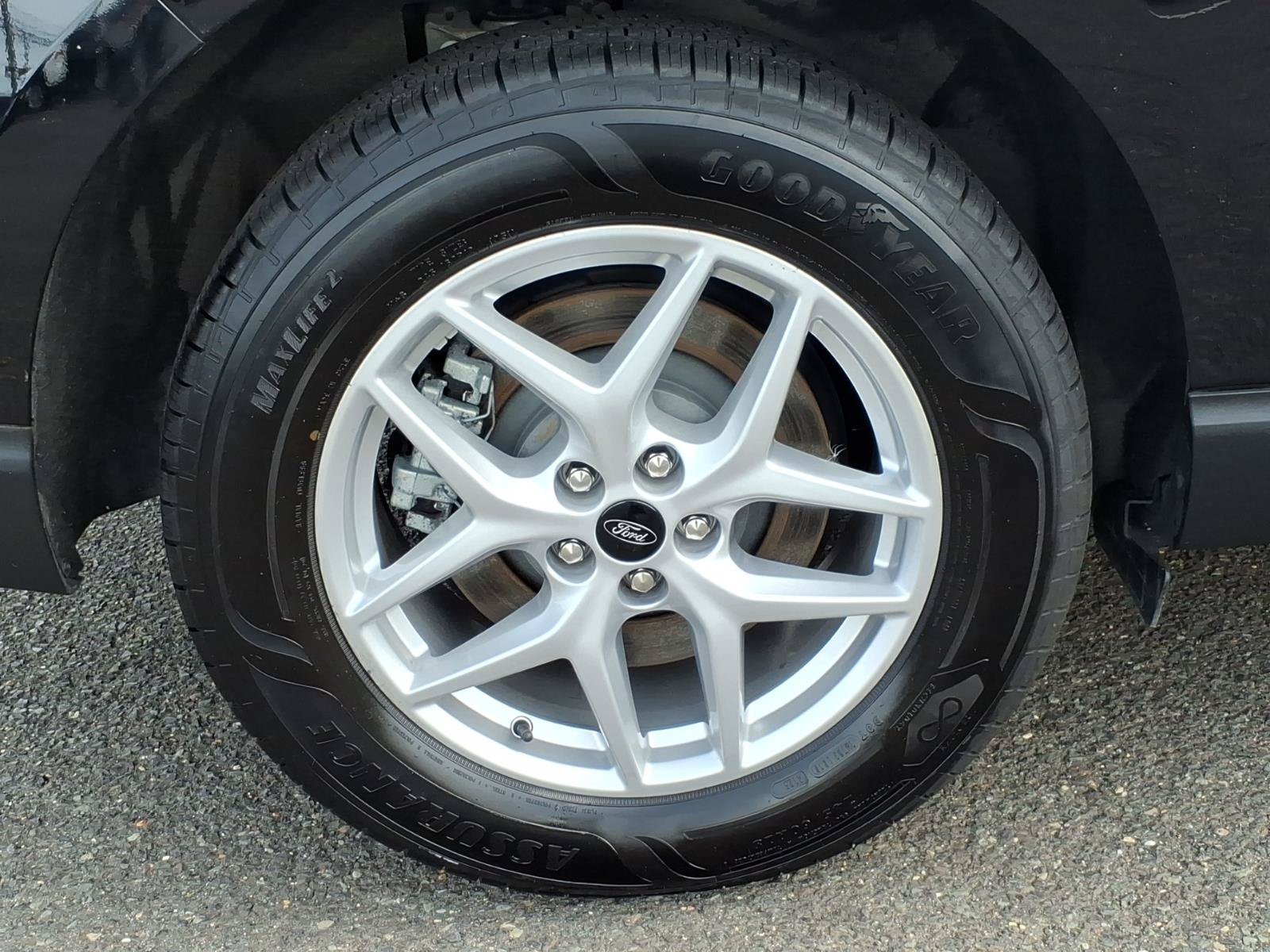 Certified 2024 Ford Edge SEL AWD/4WD image 7