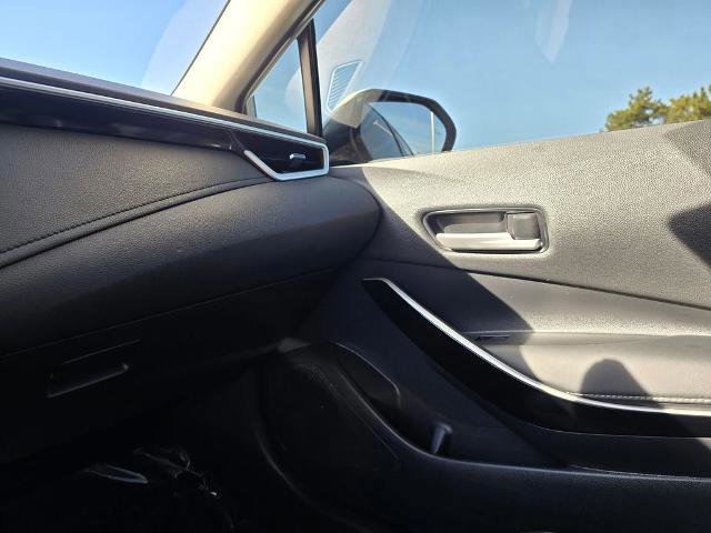 Used 2024 Toyota Corolla XLE FWD image 27