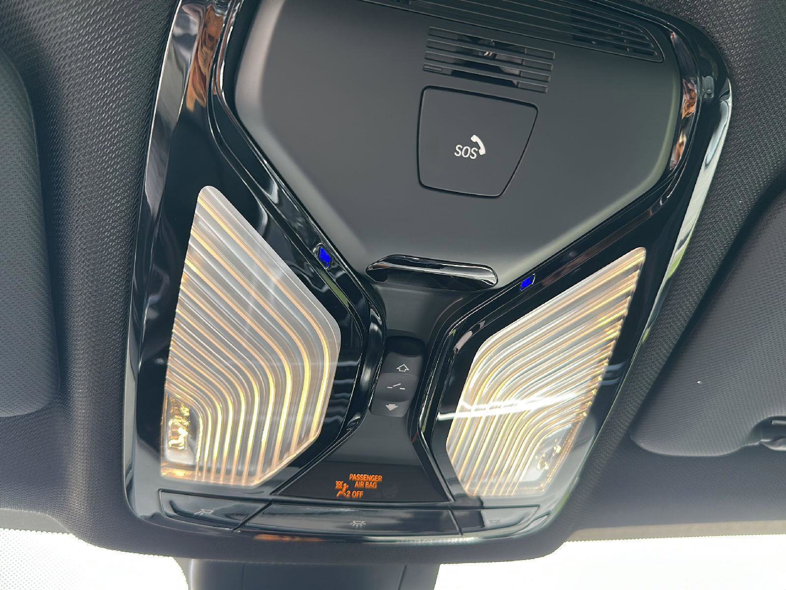 Used 2020 BMW X5 xDrive40i w/ M Sport Package image 29