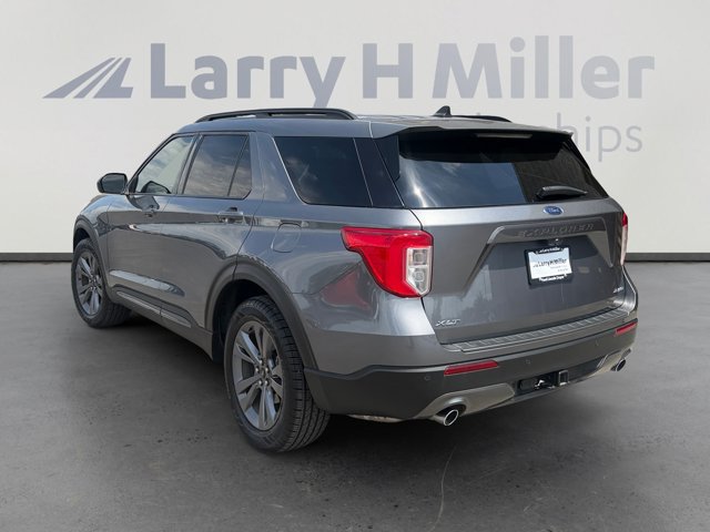 Certified 2022 Ford Explorer XLT w/ Equipment Group 202A AWD/4WD image 3