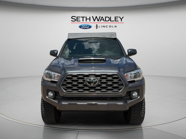 Used 2021 Toyota Tacoma TRD Sport w/ Technology Package RWD image 2