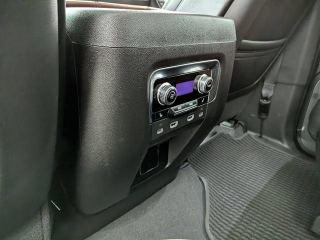 Used 2023 GMC Yukon Denali Ultimate AWD/4WD image 22