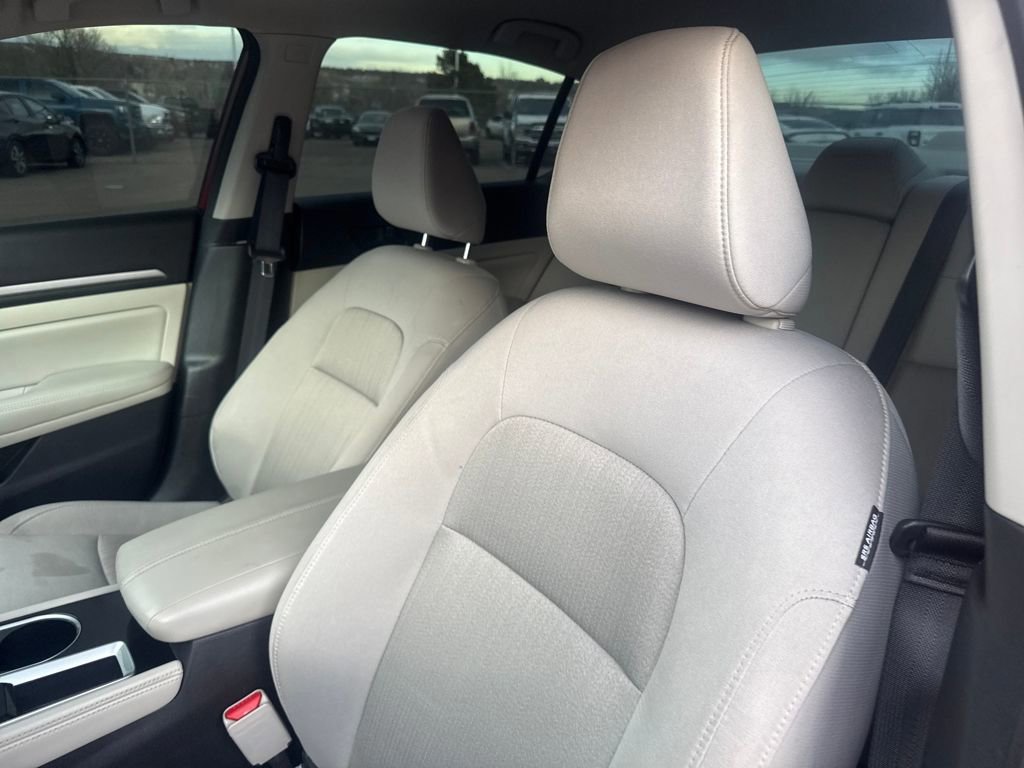 Used 2023 Nissan Altima 2.5 SV image 13