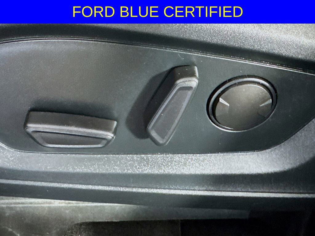 Certified 2022 Ford Explorer XLT w/ Equipment Group 202A image 19
