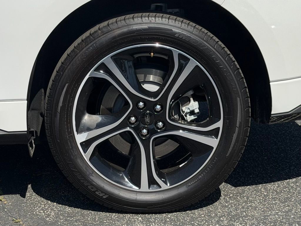 Certified 2021 Ford Edge ST AWD/4WD image 11
