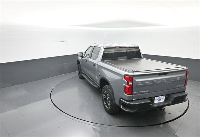 Used 2023 Chevrolet Silverado 1500 ZR2 image 19