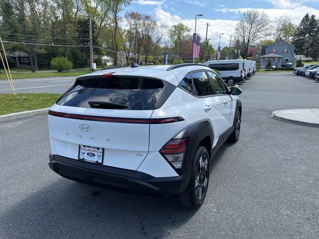 Used 2024 Hyundai Kona SEL AWD/4WD image 6
