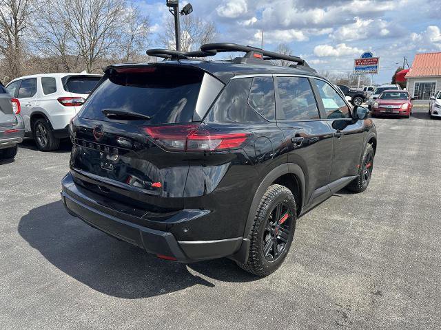 Used 2025 Nissan Rogue SV w/ Rock Creek Premium Package image 4