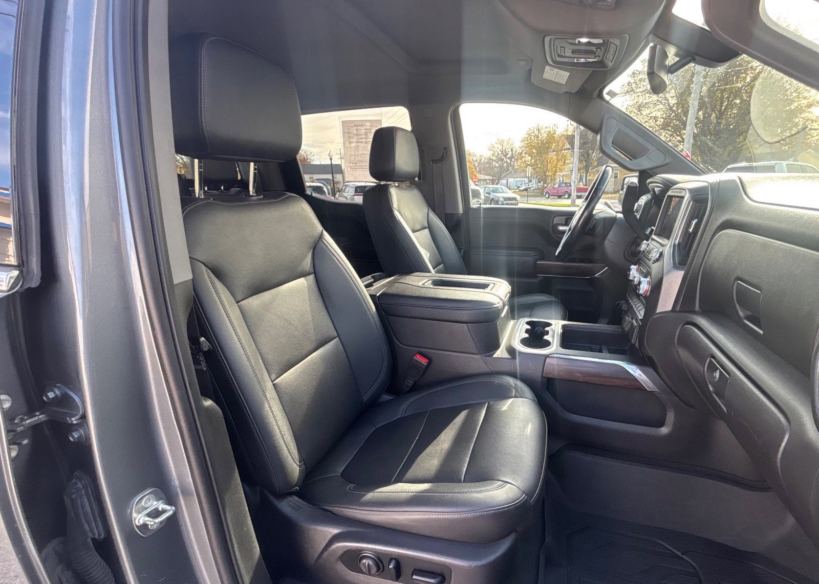 Used 2021 GMC Sierra 1500 SLT w/ SLT Premium Package image 36