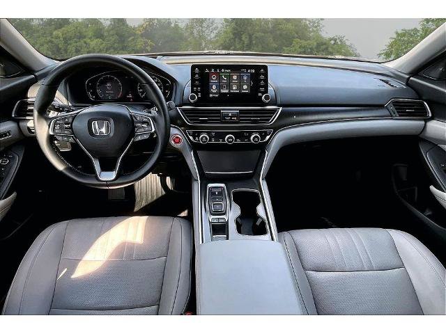 Used 2019 Honda Accord Touring image 7
