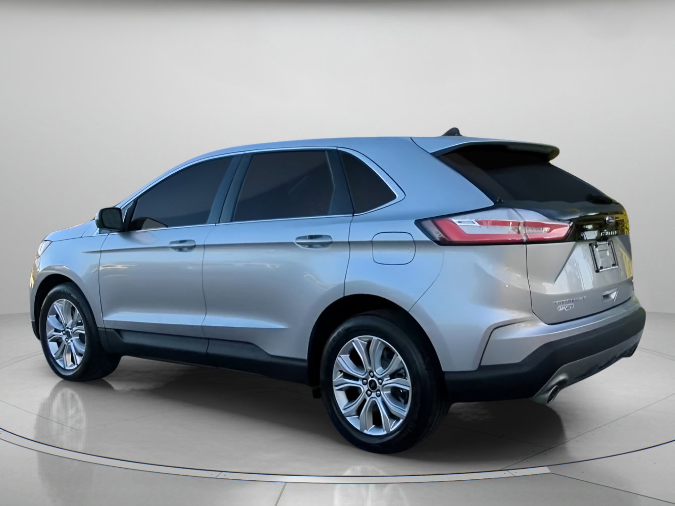 Certified 2023 Ford Edge Titanium image 13